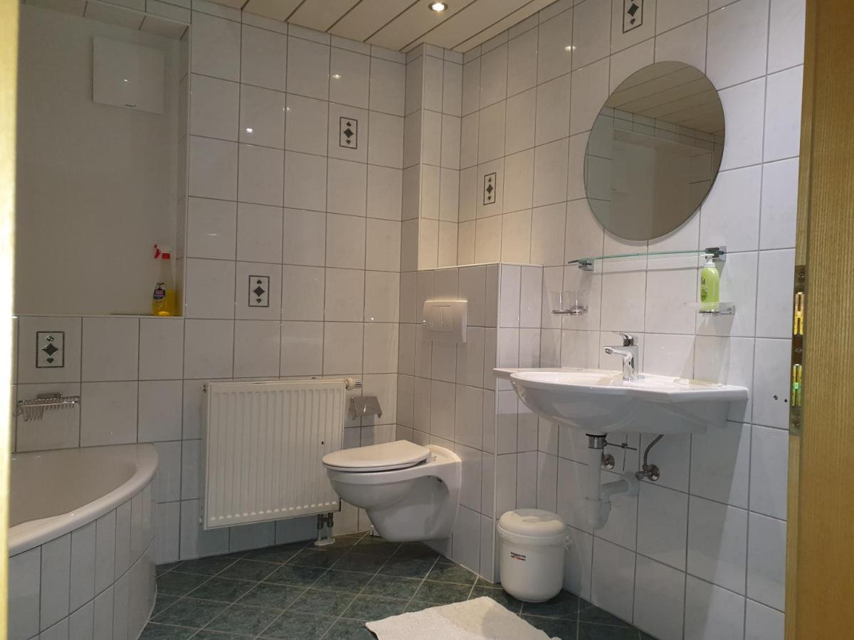 Gaestehaus Floerl 1 ゲルロスベルク エクステリア 写真